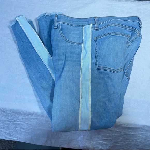 $278 Veronica Beard Carly 11" Kick Flare Side Stripe High Rise Denim Jeans 28 - Picture 12 of 15